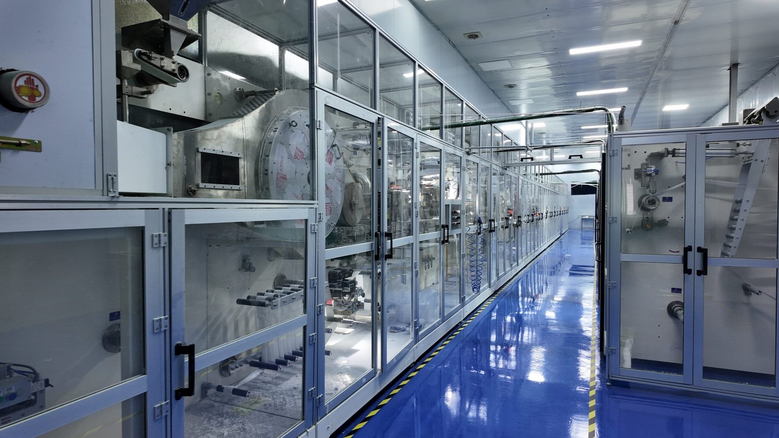 100k-class cleanroom production environment